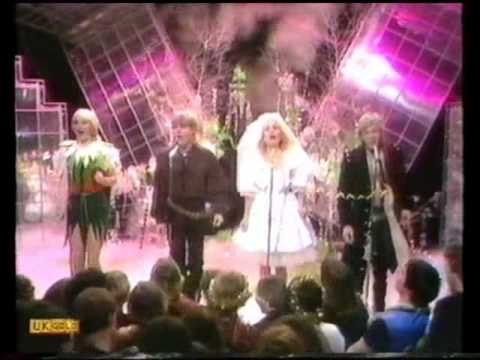 Bucks Fizz - Land of Make Believe - TOTP 1981