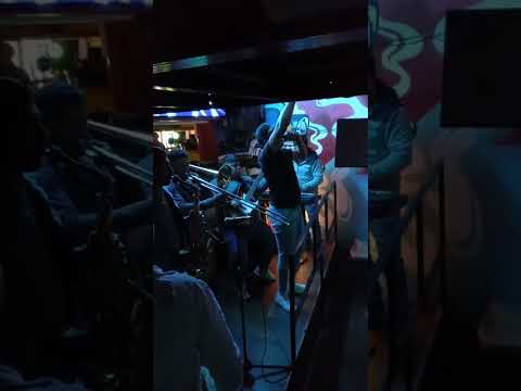 Los Bembones lagrimas negras