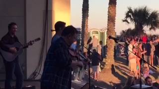 Josh Turner sings "Jacksonville"