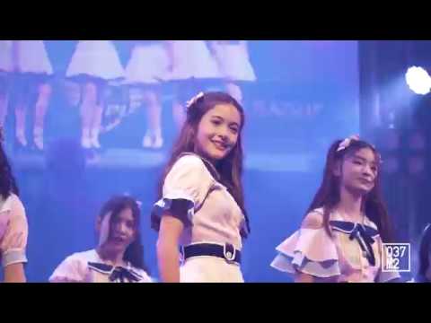 181007 BNK48 Niky - BNK48 @ Singha E-Sport Pro League [Fancam 4Kp60]