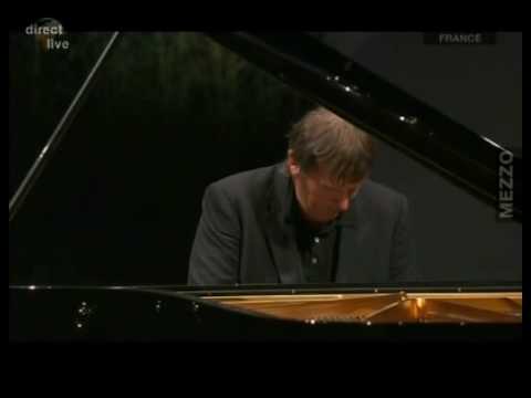 Berezovsky plays Rachmaninov - Sonata No. 1 1/5