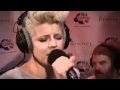 Robyn - Dancing On My Own (live At The Rimmel Room)