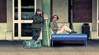 Herman Medrano & The Groovy Monkeys feat Caparezza - Superebete