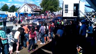 preview picture of video 'porsche vs mustang dragster. foire du camionneur de barraute 2012'