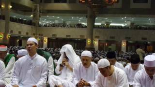 Download lagu Ustad Muhammad Arifin Ilham Zikir Akbar di Islamic Centre Samarinda 29-10-2016 mp3 Download lagu Ustad Muhammad Arifin Ilham Zikir Akbar di Islamic Centre Samarinda 29-10-2016 mp3