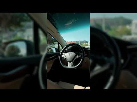 Tesla Model X 90D