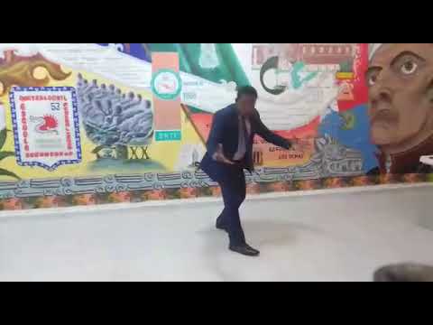 POESÍA HOMBRE COLOR DE BARRO