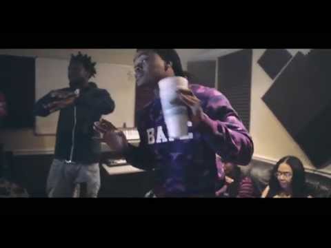 RouteRunna Bank - It Aint Whatchu Think