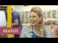 Is Sharon te oud om kinderboeken te lezen? | Kassameisjes | Het Klokhuis