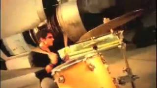 Lift Me Up      BENJAMIN GATE