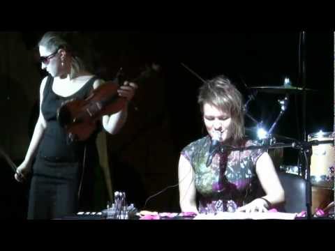 Flёur - Тёплая осень @ЦДХ `11 (01) stab