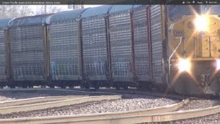 preview picture of video 'Union Pacific autorack (3 min. train) in Ames, Iowa'