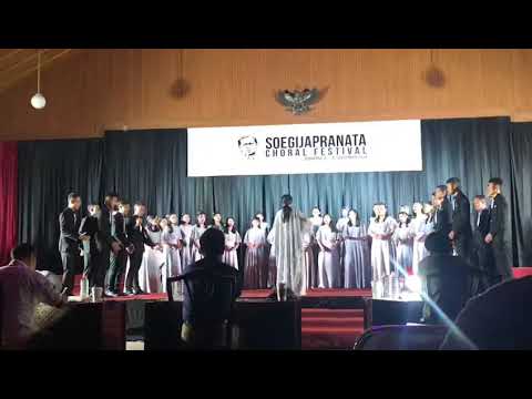 Viva Brio Choir - Dendang Alam Khatulistiwa (Soegijapranata Choral Festival 2018)