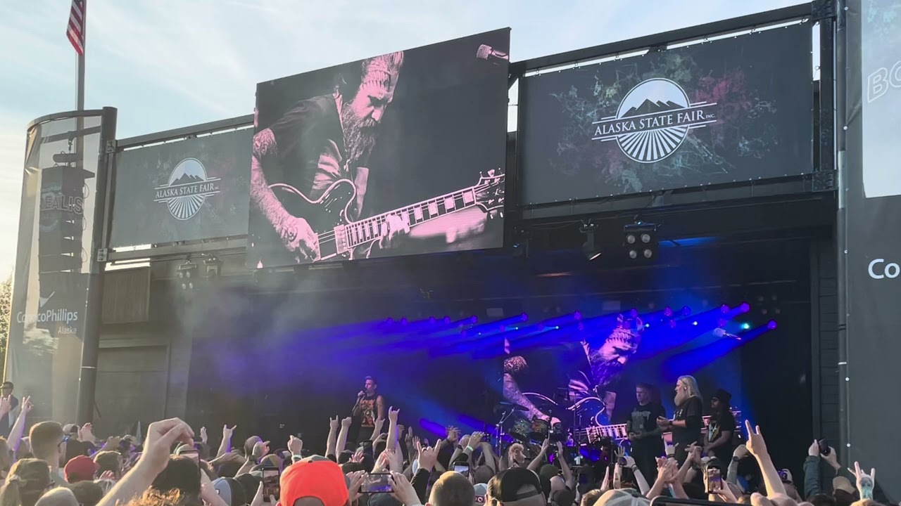Brann Dailor talks Brent Hinds at the Alaska State Fair - YouTube