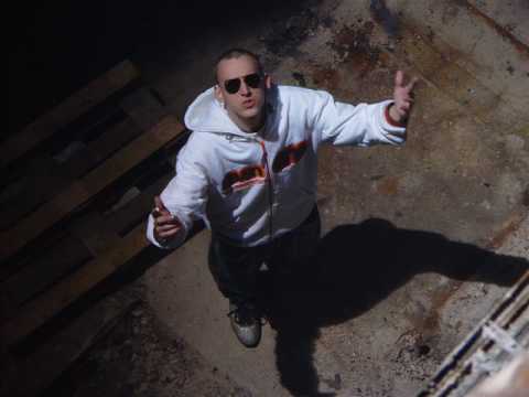 Hugo Toxxx ft. Kool Keith - Eins,zwei,polizei