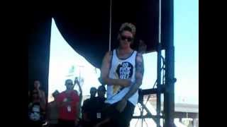 T. Mills - She Got A... Live @ Denver Warped Tour 2012