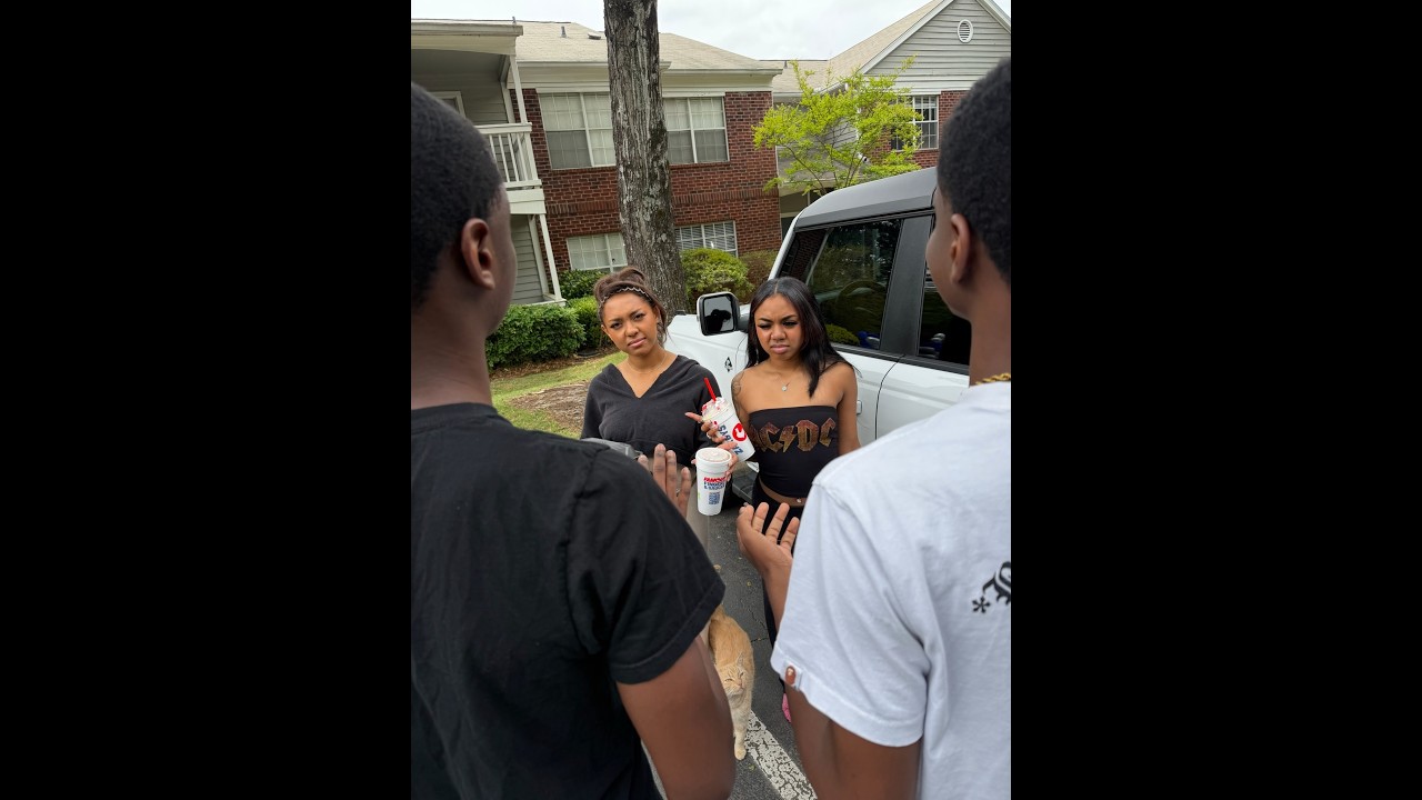 The Apartment Kids warn Hope & Faith not to start nothing in this limo with Brooke