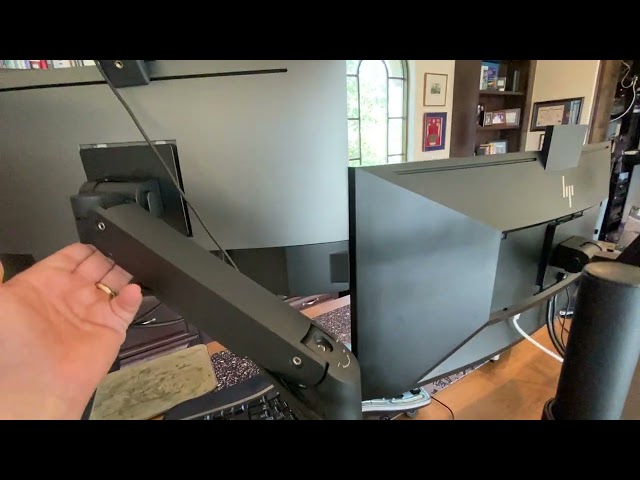 Vídeo relacionado con PUTORSEN Vertical Dual Monitor Wall Mount for 17-49 Pulgadas, Monitor Dual hasta 20 kg por Brazo, Compatible con VESA 75/100, Solución para Ahorrar Espacio en Oficina y Hogar, Negro