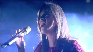 Laura Pausini White Christmas - House Party - LauraXmas