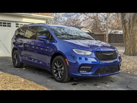 The 2021 Chrysler Pacifica is a Minivan Inching Closer to SUV Territory