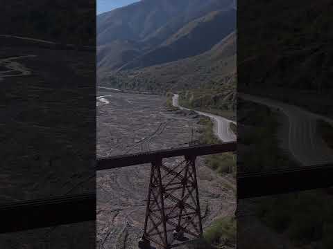 El bello Viaducto del Toro, en Campo Quijano #salta #travel #vistashermosas #drone #norteargentino