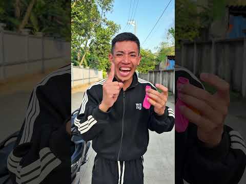 “Simple Survival Trick: How to Blow Balloons Easily! 🎈😲 #Shorts”