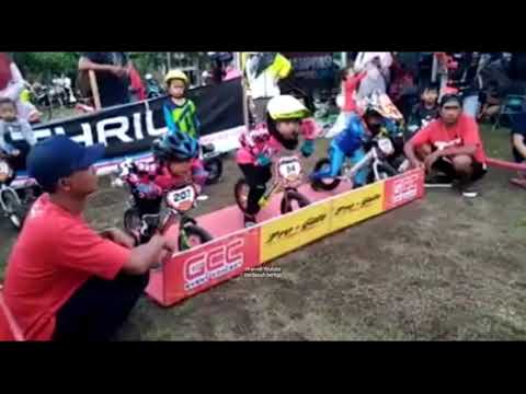 Edaan ..!! Pushbike Kenceng Banget si Kacong Dyo dari Bondowoso