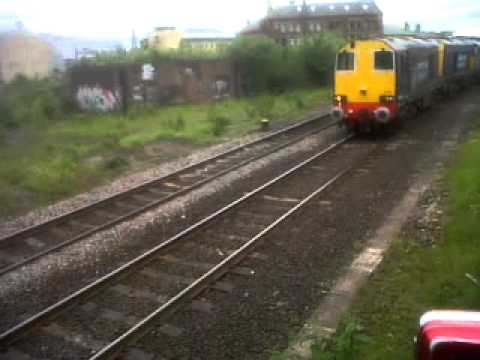 20305 & 20301 pass Greenesfield Junction