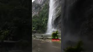 Download lagu Air Terjun Lembah Harau #lembahharau #harau #shorts mp3 Download lagu Air Terjun Lembah Harau #lembahharau #harau #shorts mp3