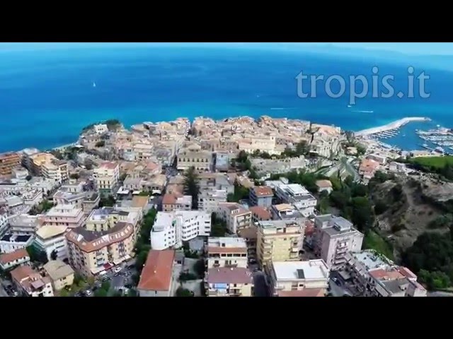 Video: Tropis Hotel