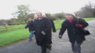 preview picture of video 'Healthy Walking In Sydenham Wells Park'