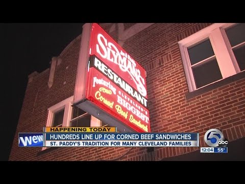 Hundreds line up for corned beef sandwiches at...