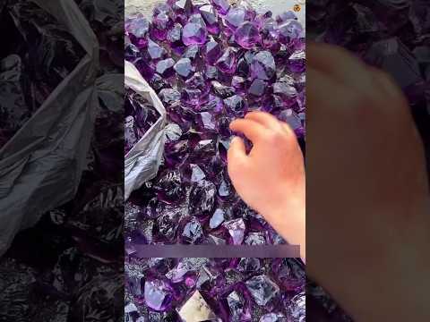 How Villagers Turn WORTHLESS Rocks into Valuable Amethyst! 💎