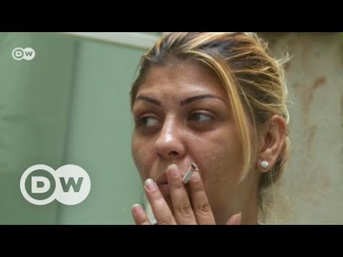 Eine Rumänin steigt aus der Prostitution aus | DW Deutsch