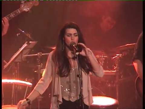 Carolynne Poole sings Breathe at Live & Electric.