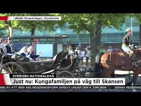Här kommer kungafamiljen i kortege genom Stockholm - Nyheterna (TV4)