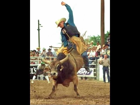 Ty Murray vs Bad Moon - 96 PBR Del Rio (84 pts)