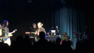 Escenas olvidadas - Golpes Bajos (Versión de The Crimson Crew)