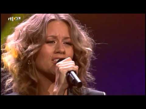 Marjet van den Brand - Uit De Schaduw | Live Show 3 | The Voice Of Holland 2012