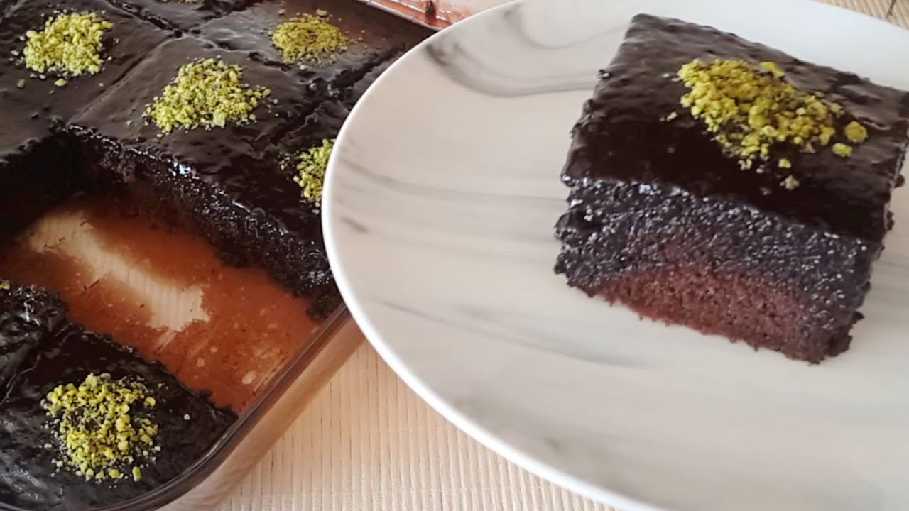 Çikolatalı Islak Kek Tarifi En Kolay Yöntemle Nasıl Yapılır ? Yılbaşı Menüsü Tarifleri –  Brownie