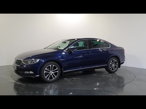 181DL1924 - 2018 Volkswagen Passat  Highline HL 1.6TDI 120HP Tech Pack 23,9...