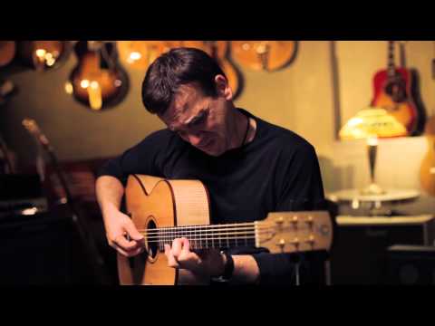 Anthony Thompson Acoustic Baritone