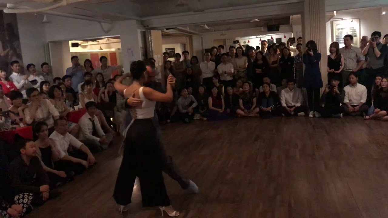 Video thumbnail for 2018/5/4일 CORINA HERRERA & PABLO RODRIGUEZ 1