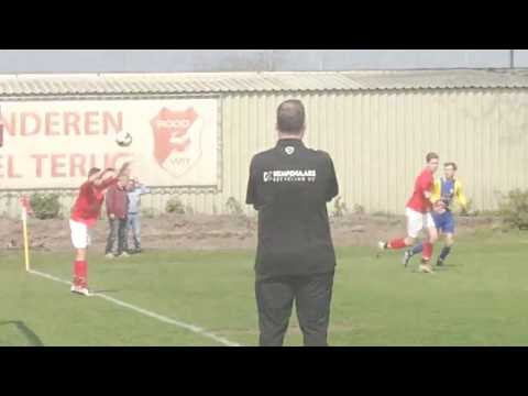 20170408 Roos Wit JO17-2 - Internos JO17-2: 2-5