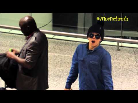 [121106] PART 1 BLOCK B DEPARTURE - TAEIL'S FANSERVICE AT KLIA, MALAYSIA