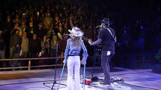 Cody Jinks Sings Loud and Heavy With a Fan at Red Rocks