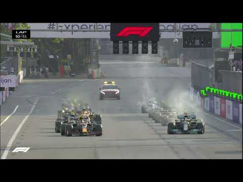 Mark Webber's scream in reaction to Hamilton locking up in turn 1 - Baku