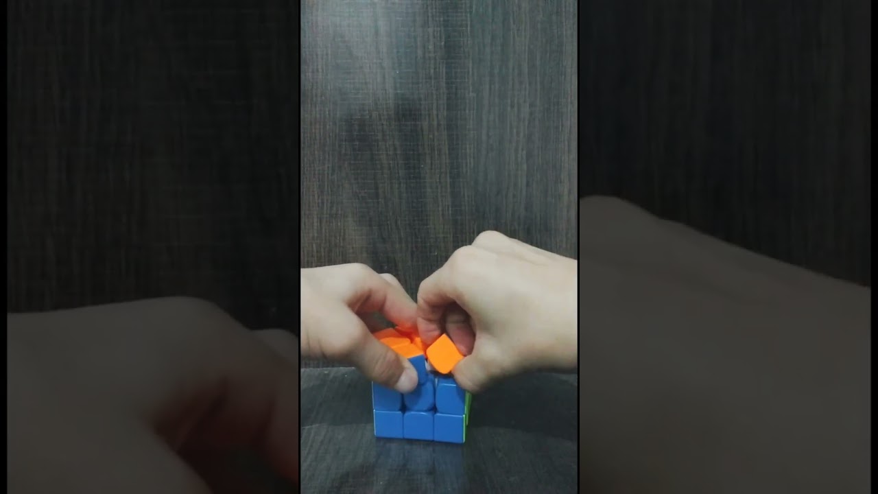 how to disassemble a Rubik's Cube correctly