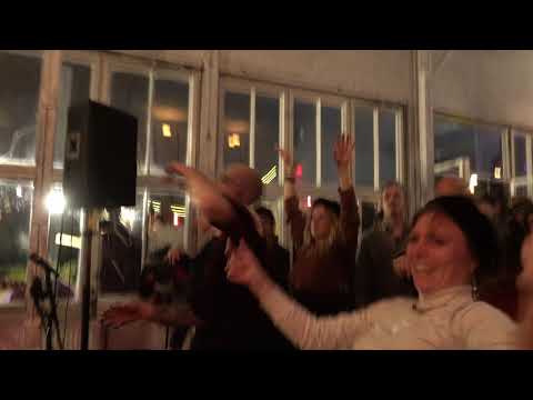 AYZAT "That´s where the dirt is" - Amazing Powerful Live Performance at KAOS Berlin