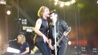 Bon Jovi - Bad case of loving you, Roadhouse blues live @ Royal Beach Concert 5th June 2010